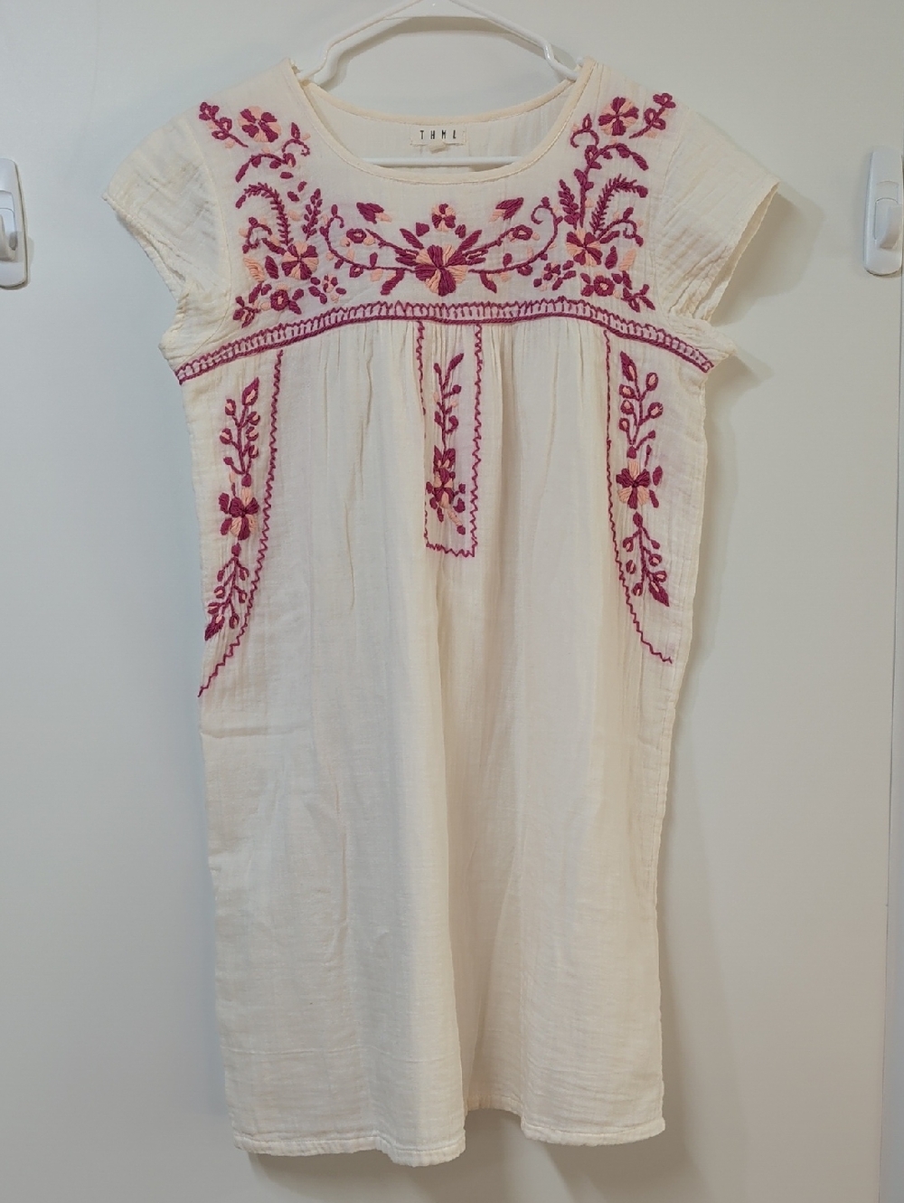 THML White Berry Peach Floral Embroidered Tunic Dress Size Small